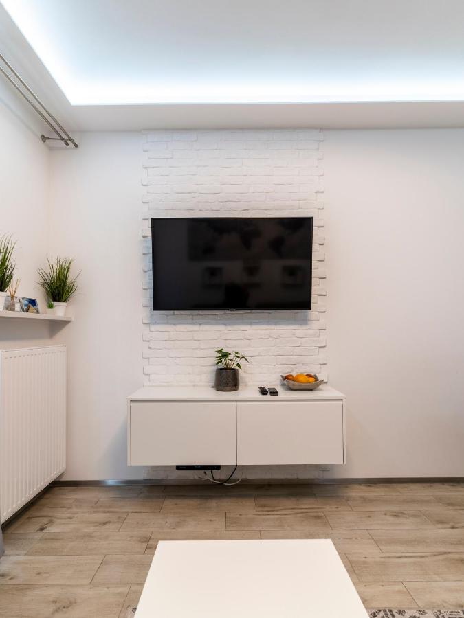 Appartement First -- żoliborz 5 *
